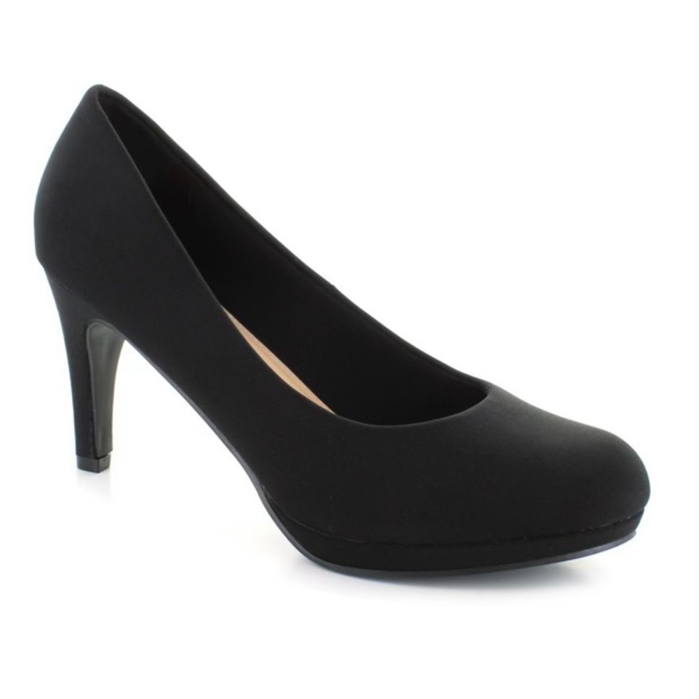 Chelsea Moreland Rounded Toe Fabric Heels